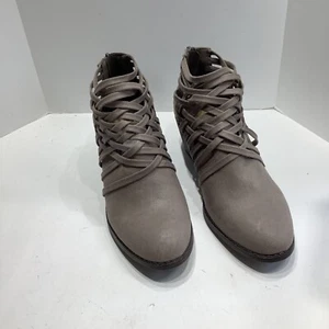 Fergalicious Bandana Ankle Boots Women's Size 8M, Taupe (sand), Excellent Clean - Picture 1 of 6