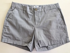 Old Navy Women's Size 8 Gray Mid Rise Stretch 5" Everyday Shorts - Picture 1 of 15