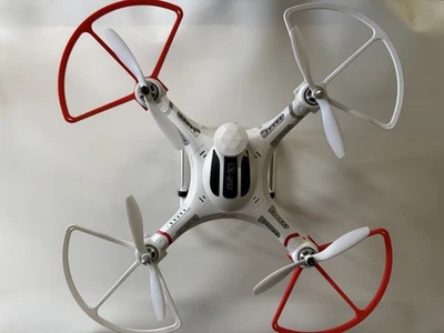 Drone cuadricóptero Cheerson CX-20 y control remoto Foto 1 de 4