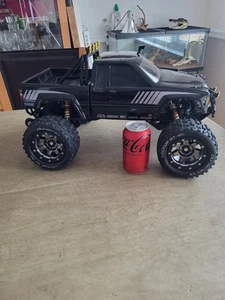 ECX Ruckus 1/10 2WD RC Monster Truck,  1987 Toyota   Edition, Loaded  - Picture 1 of 13