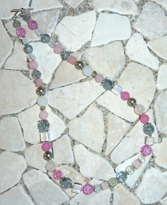 ★ mittellange Kette ★ Collier ★ rosa, pink, grau & weiß ★ - Picture 1 of 2