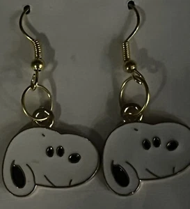Snoopy French Wire Earrings Enamel on Gold Tone Metal Peanuts Charlie Brown - Picture 1 of 2