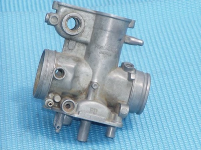 Honda CB750 F 1978 carrocería carburador interior izquierdo PD42A Foto 1 de 4