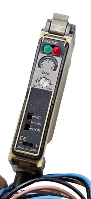 New Omron / Schonbuch Electronic LVHA-7174 E3X-A41 Photoelectric Switch Sensor - Image 1 of 4