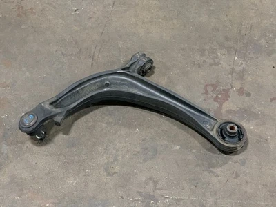 Brazo de control inferior delantero derecho Honda Odyssey 2011-2013 OEM #A0,28 Foto 1 de 4