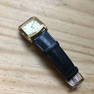 Women's BCBG Maxazria BG6025 Diamonds Dial Watch Gold Tone W/ Leather Strap - Picture 1 of 4