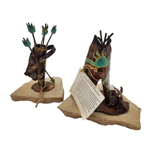 Pair of Vintage Kenneth Doherty Native American Sculptures - Picture 1 of 10