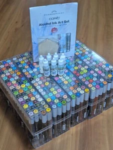 Copic Ink (358 Farben), Piñata Color (7 Flaschen), 5 Hüllen und 1 Übungsset - Bild 1 von 15