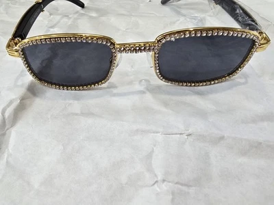 Gafas de sol cuadradas doradas VVS CZ piedras con estuche nuevas sin etiquetas. Iced Out Bling VVS CZ. Foto 1 de 4