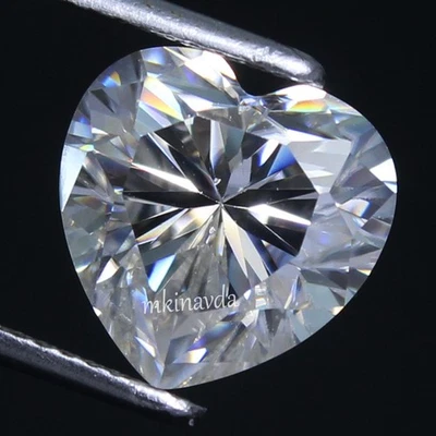 Natural D Color VVS1 Clarity Excellent Cut 3x3 MM Heart White Loose Diamond - Image 1 of 4