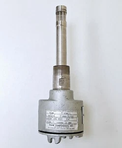 Fluid Components FR72-4 / FSL-76-020 Strömungsschalter 120VAC - Bild 1 von 14