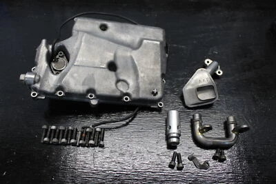 01-05 CUBIERTA INFERIOR DEL CÁRTER DE ACEITE DEL MOTOR YAMAHA FZ1 OEM 2001 02 03 04 2004 Foto 1 de 4