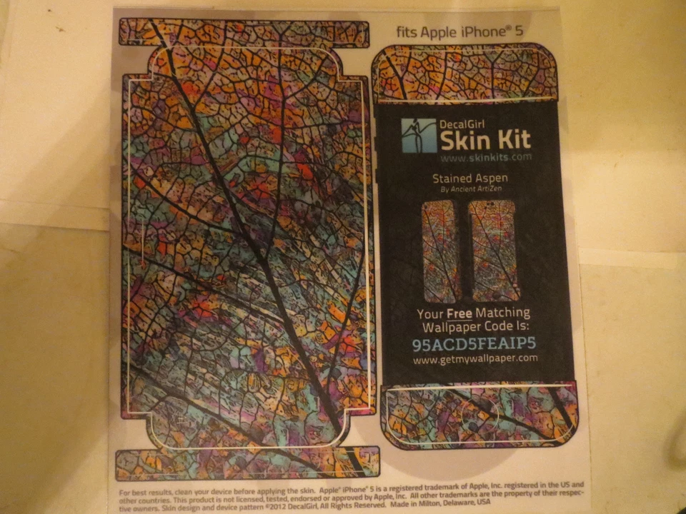 Kit de piel DecalGirl - ALAMO MANCHADO - se adapta a Apple iPhone 5 Foto 1 de 1