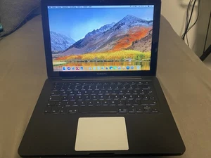 MacBook Pro Mitte 2010 - Bild 1 von 5