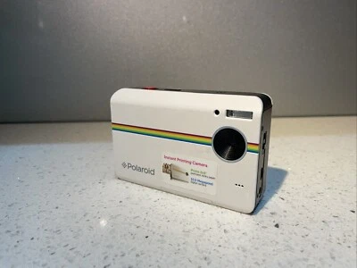 Polaroid Z2300 10.0 MP Digital Camera - White With Genuine Battery - Image 1 of 4