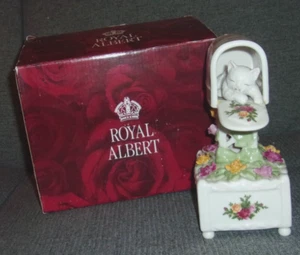 Royal Albert Old Country Roses MUSICAL MAILBOX WITH KITTEN, Cat, ORIGINAL BOX - Picture 1 of 9