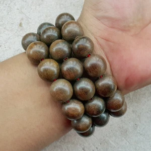 Pulsera de madera de agar etoxilón de 16 mm indonesio Gaharu Buaya 14 cuentas madera de aloe - Imagen 1 de 8
