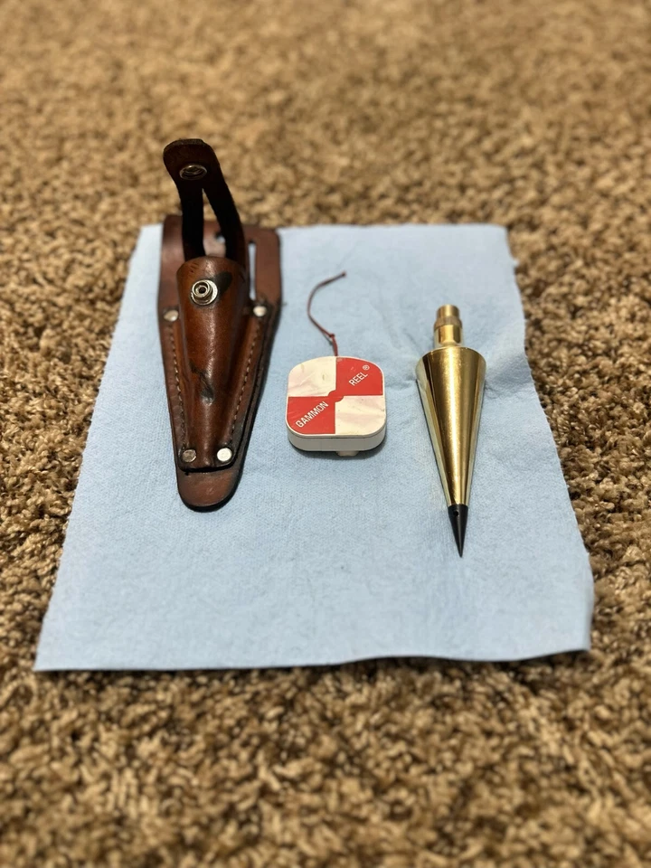 BOB PLOMADA VINTAGE DE LATÓN ARTESANAL 16 OZ CON CARRETE GAMMON Y ESTUCHE Foto 1 de 3