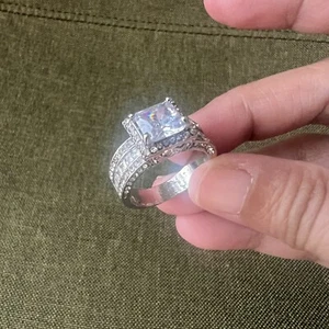 925 Silver Princess Cut Wedding Ring Size 9.75 BEAUTIFUL! - Picture 1 of 8