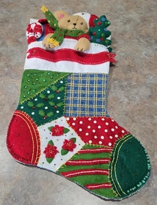 #92 Fertig Bucilla Patchwork Teddybär Filz Applikation Strumpf Kit 83657-17" - Bild 1 von 9