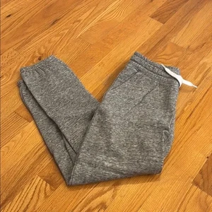 Gray Jogger Sweatpants for Boys (Size M) NWT - Picture 1 of 4