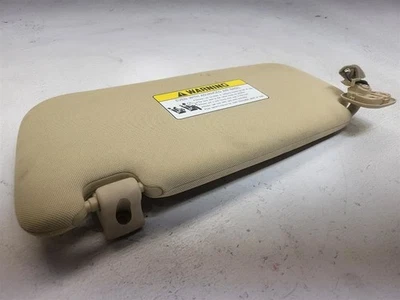 Parasol para pasajeros Hyundai Genesis 2009-2014 sedán con techo corredizo - beige Foto 1 de 4