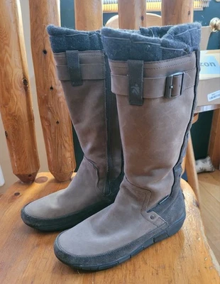 Women's CUSHE Suede Tall Boots Sz. 9 Brown/Grey Buckle & Detailed Stitching EUC - Image 1 of 4