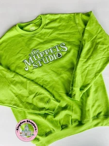 2025 Disney WDI MOG The Muppets Studio Show Green Pullover Sweatshirt Adult XXL - Picture 1 of 1