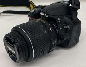 Nikon D3100 DSLR kit fotocamera con obiettivo VR 18-55 mm - basso numero di otturatori - testato - Foto 1 di 23