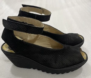 Fly London Wedge Comfort Slide Size 41 Open Toe Ankle Strap Black EUC - Picture 1 of 10