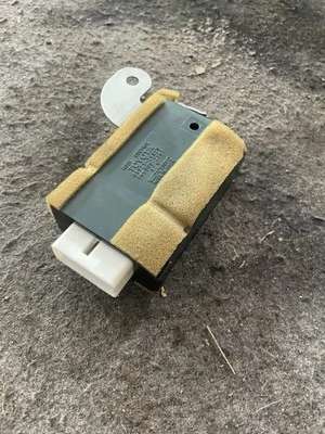 1992 - 2000 LEXUS SC400 SC300 SUNROOF SLIDING ROOF CONTROL MODULE DENSO UNIT - Image 1 of 4