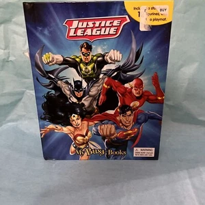 NEW DC Comics Justice League My Busy Books W / 9 Hero Figurines and Playmat - Picture 1 of 7
