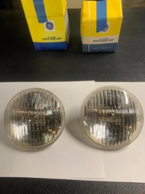 Nuevo de Lote Antiguo Mopar 1970-71 Plymouth Cuda GE Bombilla antiniebla lámpara de carretera 4415 fecha 1971, 1972 Foto 1 de 4