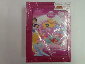 DISNEY PRENCESS CHILDREN'S CLASSIC BOOKSHELF GAMES LAND OF ENCHANTMENT NEW/SEALD - Picture 1 of 24