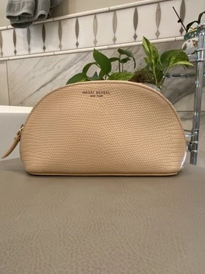 Henri Bendel New York купол косметический розовый мешок 4,5 «Hx8» Lx2,5» W - Изображение 1 из 4