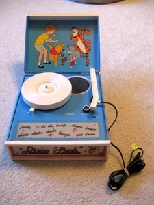 WINNIE THE POO RECORD PLAYER "DISCO POO" LIGHTS UP FROM SEARS (1960's/1970's)??? - Picture 1 of 10