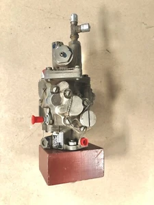 Bell helicopter  Allison, Rolls Royce CECO governor.  104100 A13   6896314. - Bild 1 von 4