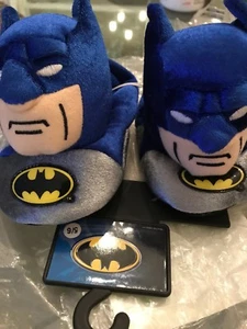 NEW BATMAN TODDLER SLIPPERS DC COMICS 5/6 Rare - Picture 1 of 11
