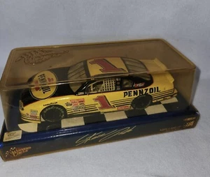 Winners Circle #1 Steve Parks 1:24 Scale Plastic Case Display Die-cast NIB - Picture 1 of 4