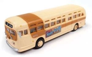 Classic Metal Works HO Scale GMC PD-4103 Miami City Transit Bus - Picture 1 of 2