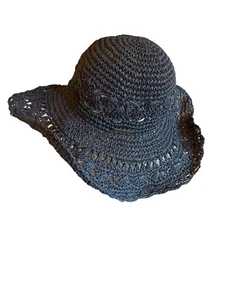 Sombrero para el sol de ala ancha de ganchillo para mujer ONeill material de papel negro ligero y respira - Imagen 1 de 5