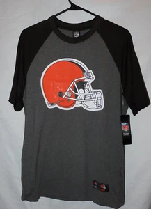 Cleveland Browns Men's NFL Team Apparel Size M Helmet Gray & Black T-Shirt Nwt - Picture 1 of 2