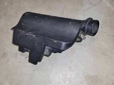 GM 2016 2017 2018 2019 Chevrolet Volt Resonador de conducto de admisión de aire 23126591 Foto 1 de 4