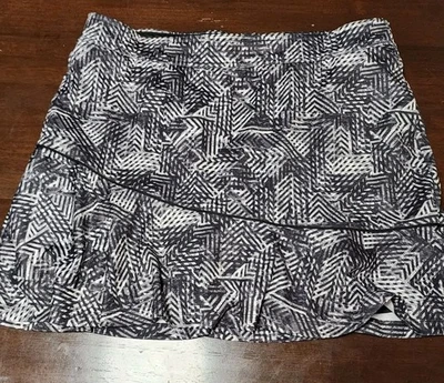 MADE FOR LIFE Sz Large Golf Hiking Ruffle Hem Skirt Skort - Image 1 of 4