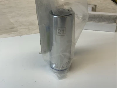 KOBALT  337732,  21mm  1/2 Drive Deep 12pt Metric Socket-New-Store Packaging - Image 1 of 4