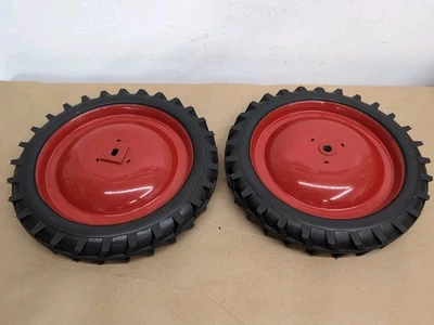Juego de rueda trasera tractor pedal Ertl 12 x 1,75 rojo internacional Foto 1 de 3