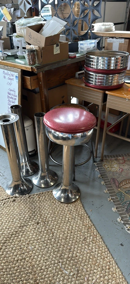 (Набор из 3) 1950-х годов эры газированной воды фонтан табуреты Bel Air BS-27 в 'рубин'. - Изображение 1 из 1