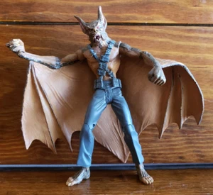 DC Direct Batman & Son NINJA MAN-BAT Suelto 7" Figura de Acción y 1 Espada - Imagen 1 de 7