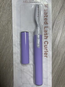 Heated lash curler delivers maximum volume for stunning lashes - Picture 1 of 3