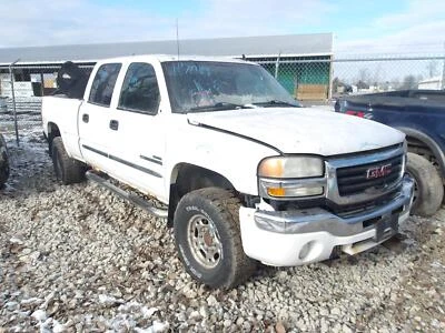 Used Rear Axle Assembly Rear fits: 2007 Gmc Sierra 2500 pickup w/o Quadrasteer f Foto 1 de 4